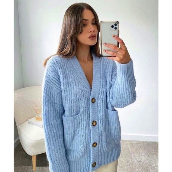 Zara Sweaters - Zara Patch Pocket Knit Chunky Cardigan